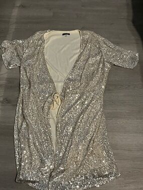 Sequin Open-Front Women's Top in Champagne
